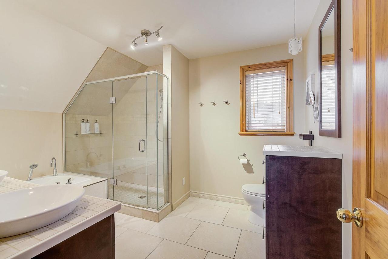 Vila Gorgeous View 10 Min To Massif Hot Tub And Garage Baie-Saint-Paul Exteriér fotografie