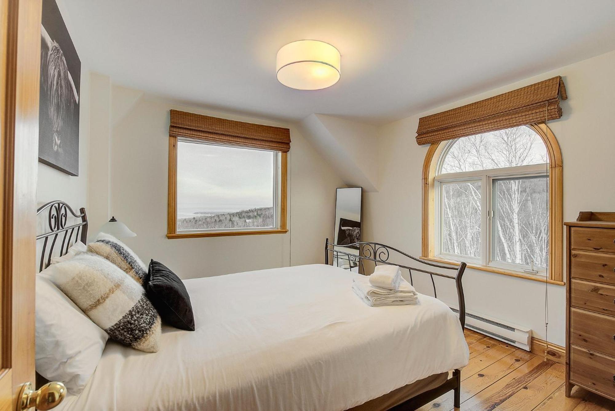 Vila Gorgeous View 10 Min To Massif Hot Tub And Garage Baie-Saint-Paul Exteriér fotografie