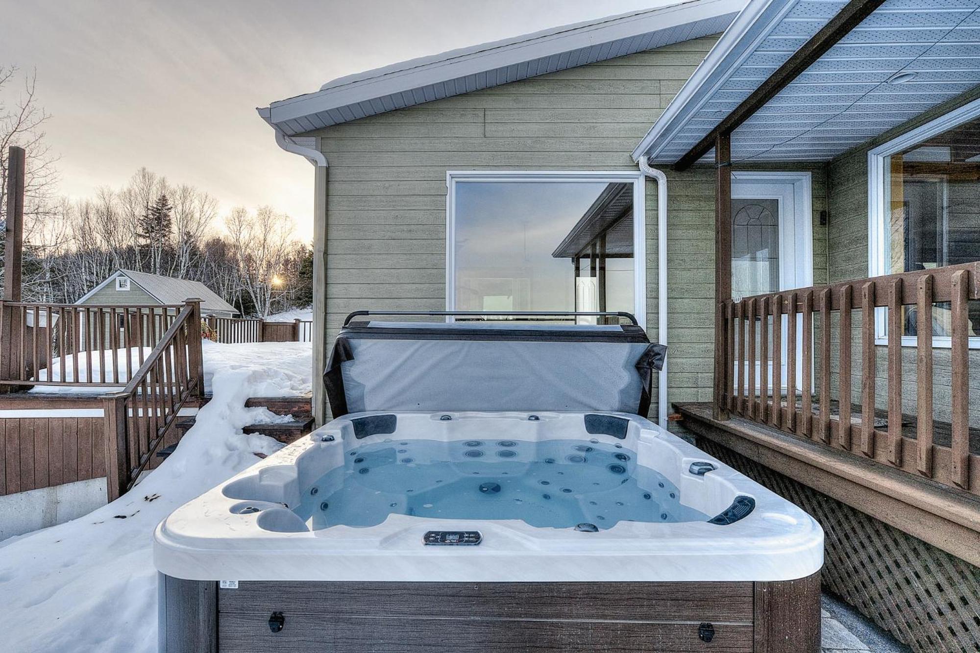 Vila Gorgeous View 10 Min To Massif Hot Tub And Garage Baie-Saint-Paul Exteriér fotografie