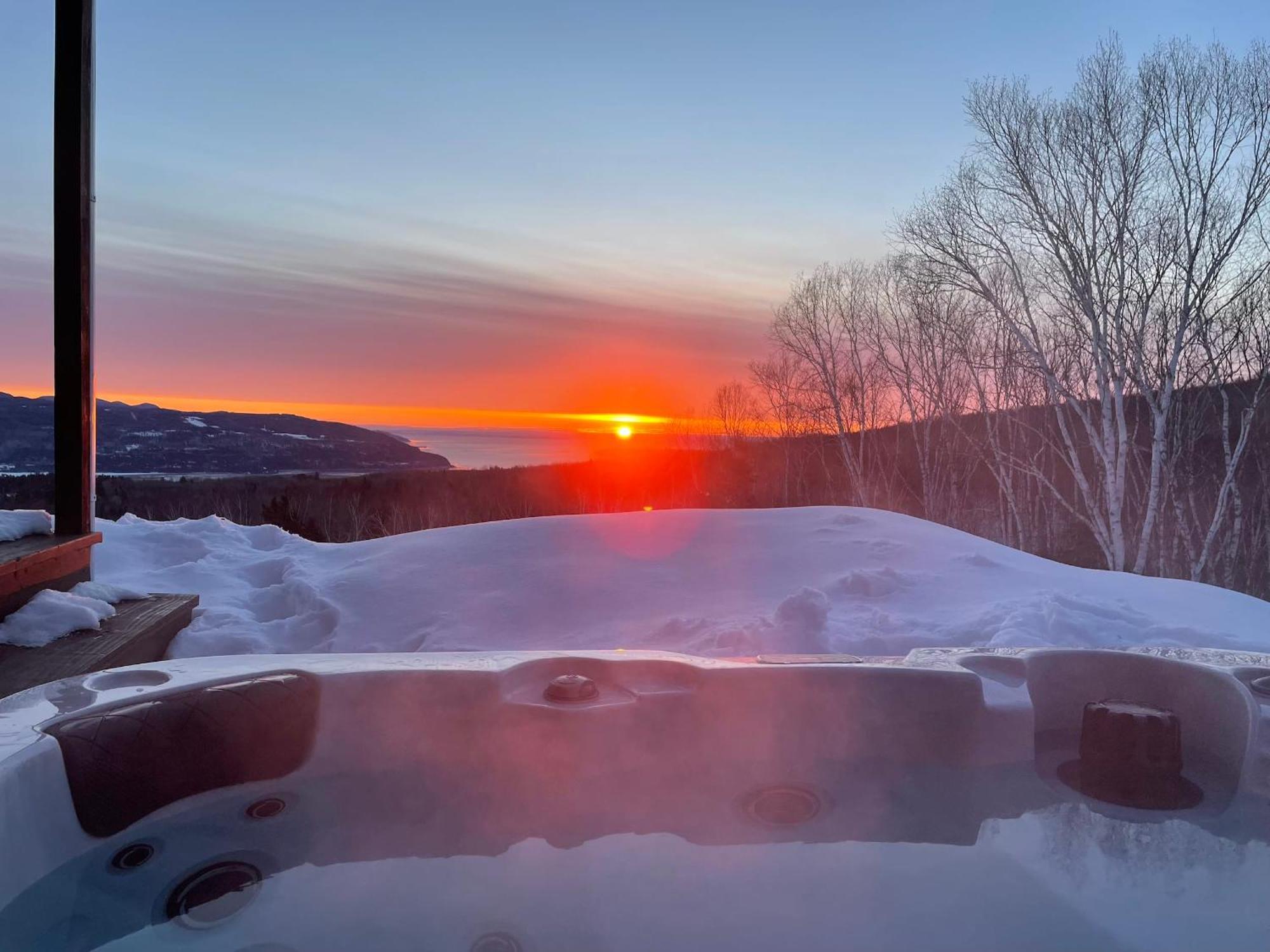 Vila Gorgeous View 10 Min To Massif Hot Tub And Garage Baie-Saint-Paul Exteriér fotografie